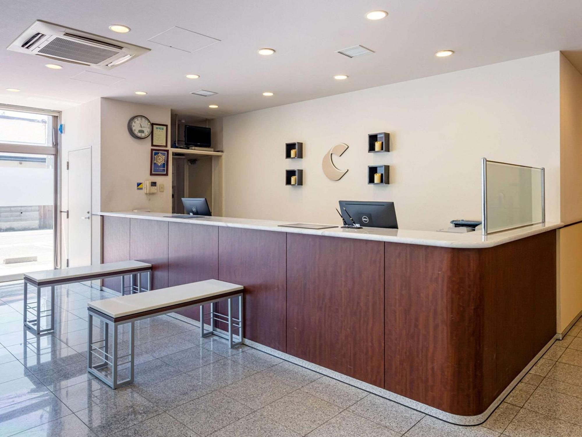 Comfort Hotel Tendo Bagian luar foto